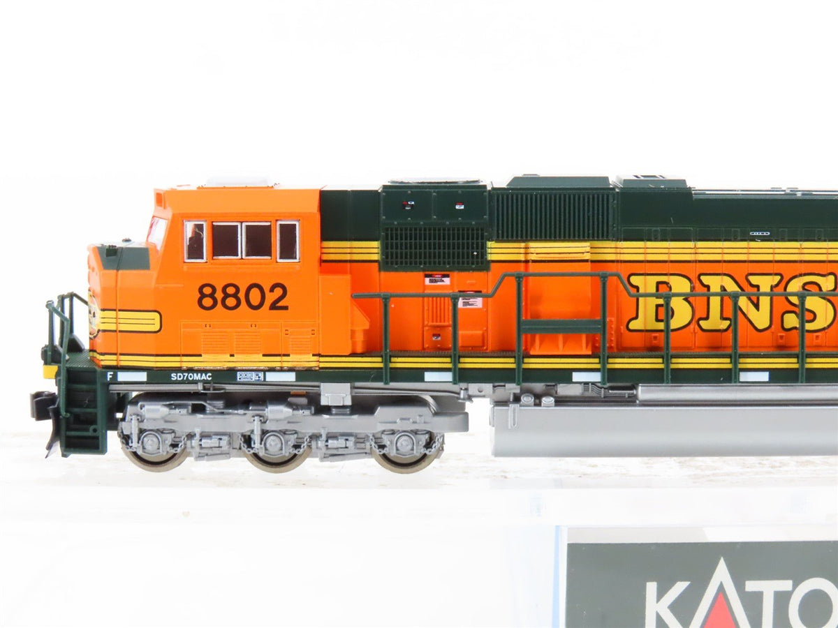N Scale KATO 176-6401 BNSF Railway EMD SD70MAC Diesel #8802 - DCC Ready