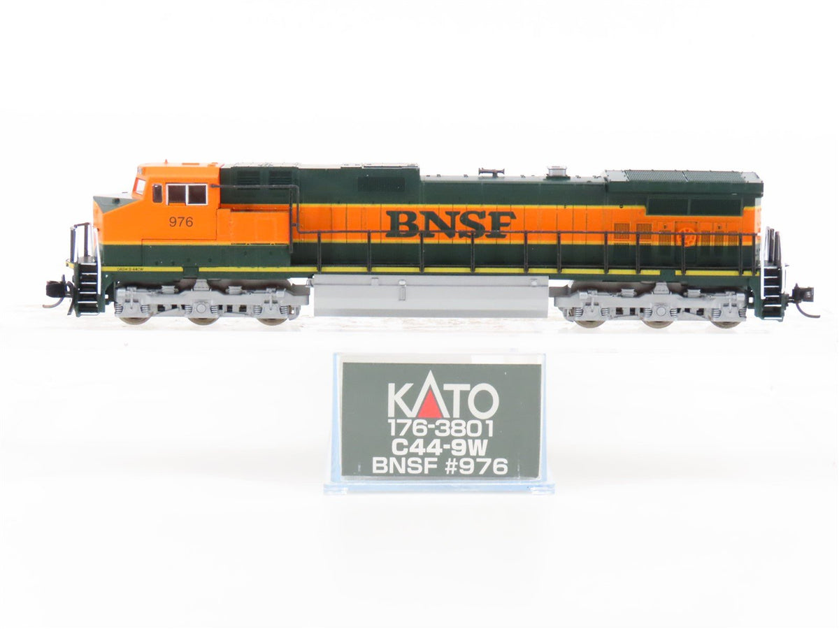 N KATO 176-3801 BNSF Railway GE C44-9W &quot;Dash 9&quot; Diesel #976 - DCC Ready