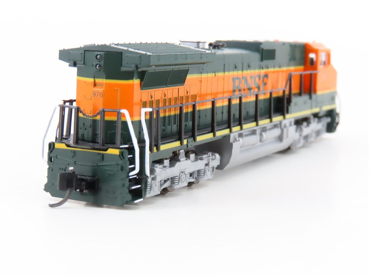 N KATO 176-3801 BNSF Railway GE C44-9W &quot;Dash 9&quot; Diesel #976 - DCC Ready