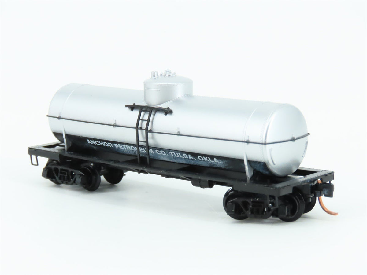 N Micro Trains MTL NSC 03-13 Anchor Petroleum 39&#39; Single Dome Tank Car - Custom