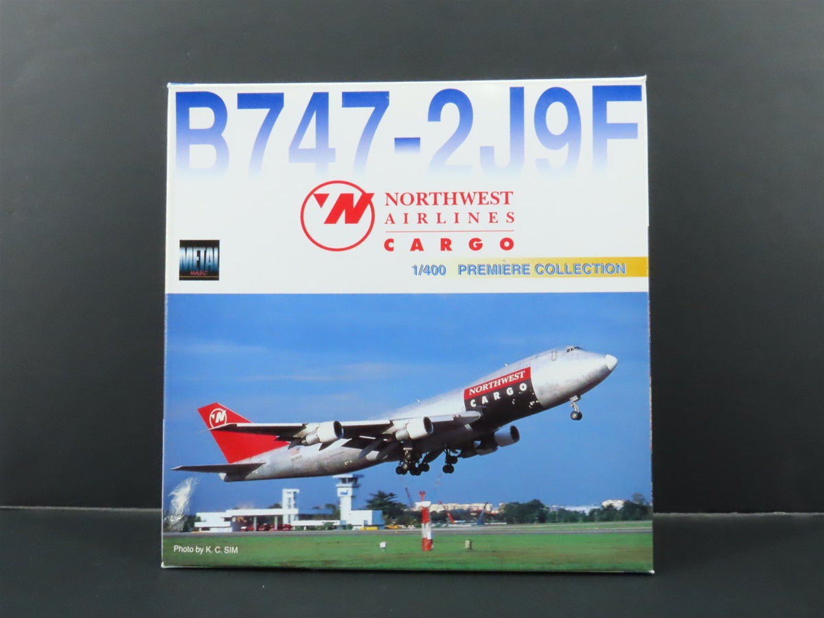 1:400 Dragon Wings 55087 Die-Cast Northwest Boeing B747-2J9F Aircraft N630US
