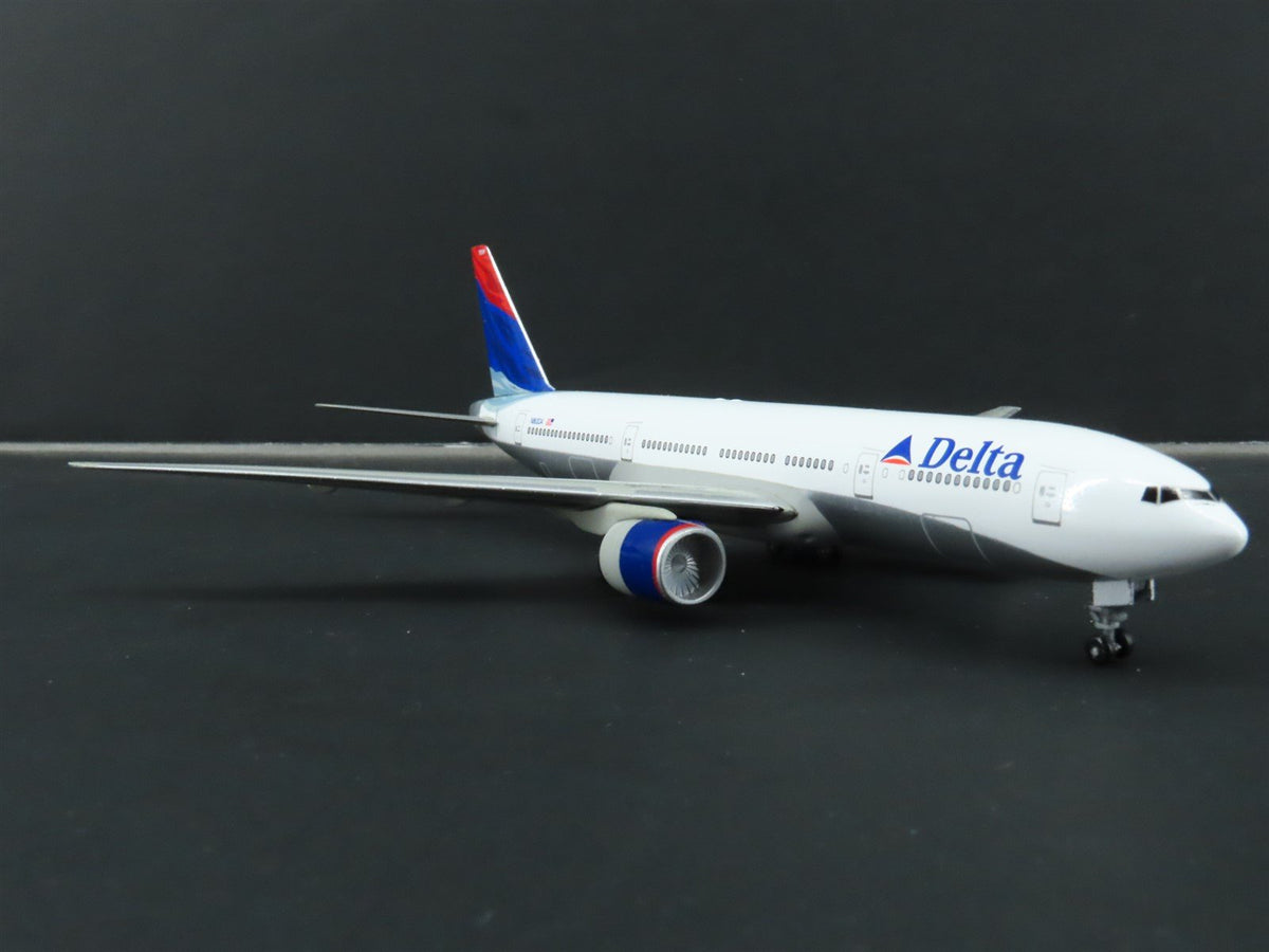 1:400 Scale Dragon Wings 55198 Die-Cast Delta Boeing B777-232 Aircraft N863DA