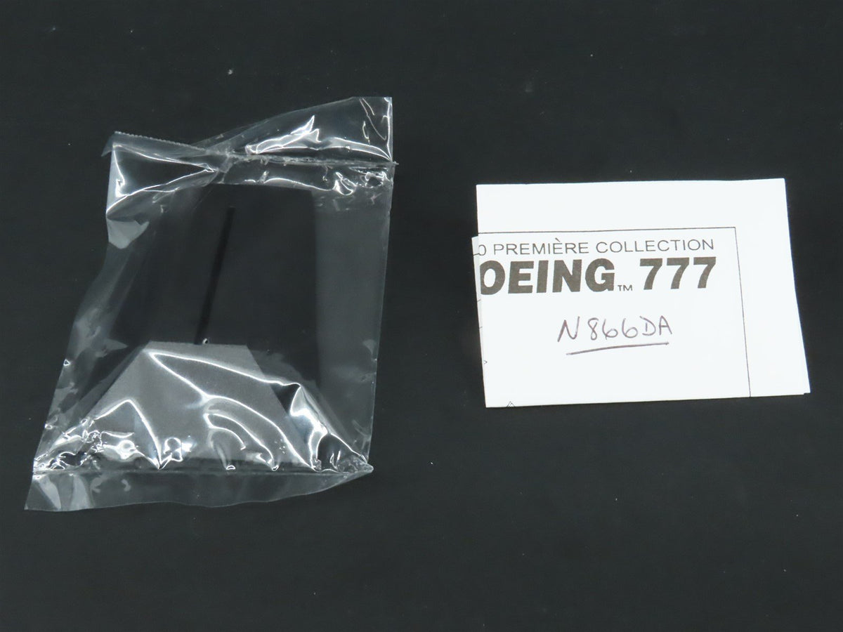 1:400 Scale Dragon Wings 55237 Die-Cast Delta Boeing B777-232 Aircraft N866DA