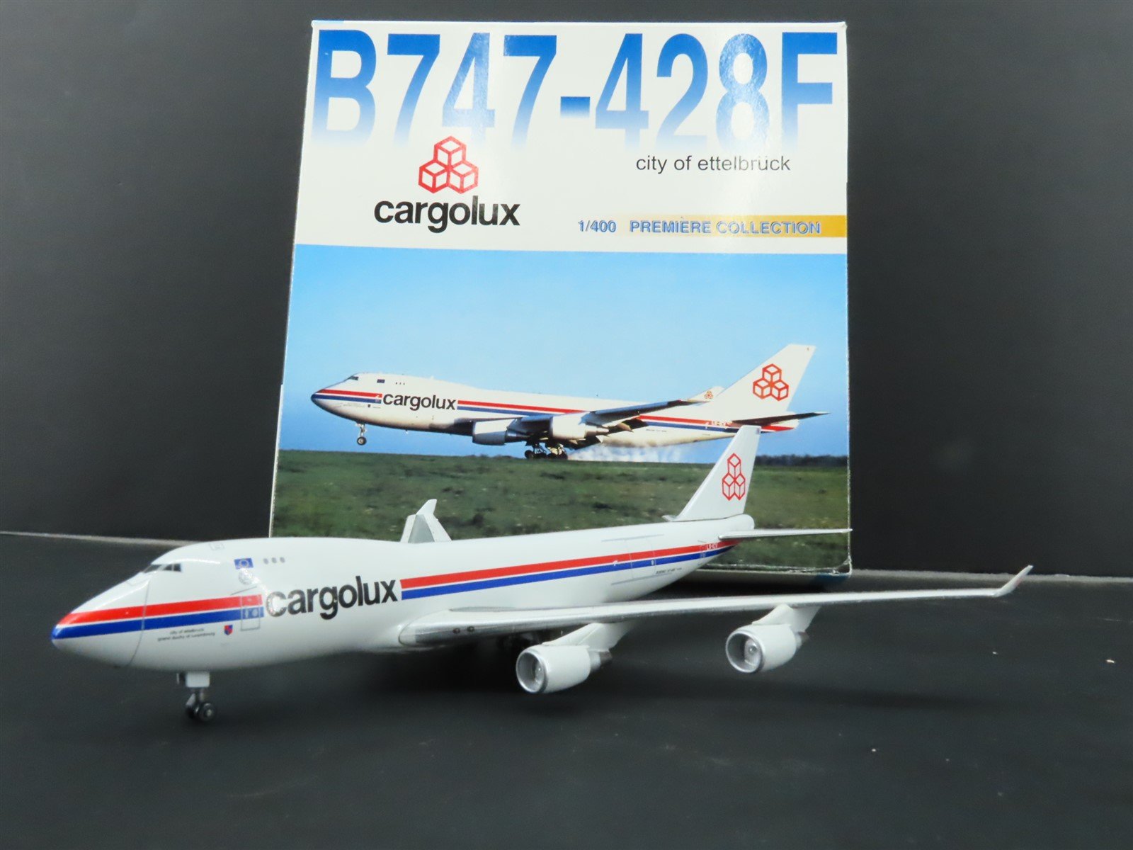 1:400 Dragon Wings 55072 Die-Cast Cargolux Boeing B747-428F Aircraft LX-ICV