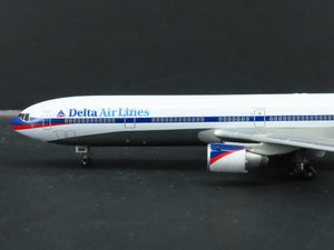 1:400 Dragon Wings 55062 Die-Cast Delta McDonnell Douglas MD-11 Aircraft N804DE