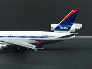 1:400 Dragon Wings 55062 Die-Cast Delta McDonnell Douglas MD-11 Aircraft N804DE