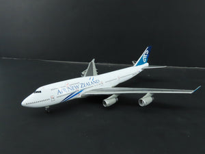 1:400 Dragon Wings 55131 Die-Cast Air New Zealand Boeing 747-419 Aircraft ZK-NBT