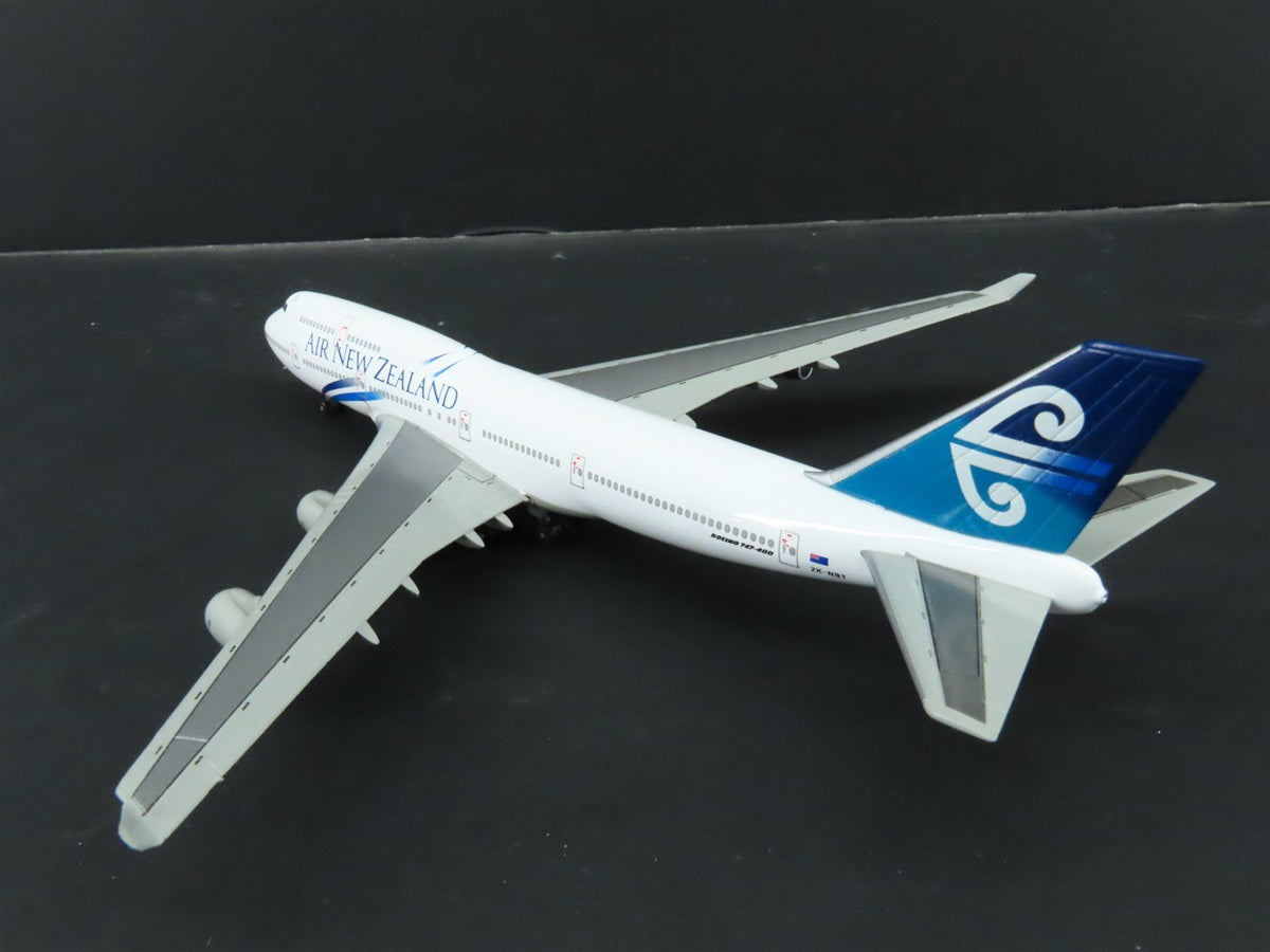 1:400 Dragon Wings 55131 Die-Cast Air New Zealand Boeing 747-419 Aircraft ZK-NBT