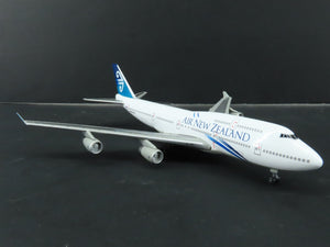 1:400 Dragon Wings 55131 Die-Cast Air New Zealand Boeing 747-419 Aircraft ZK-NBT