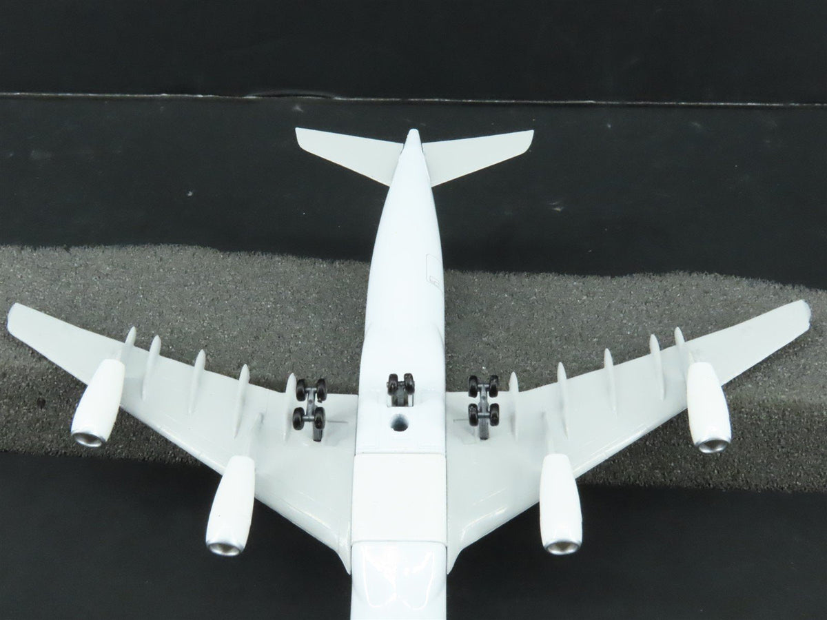 1:400 Scale Dragon Wings 55004 Die-Cast Austrian Airbus A340-212 Aircraft DE-LAG