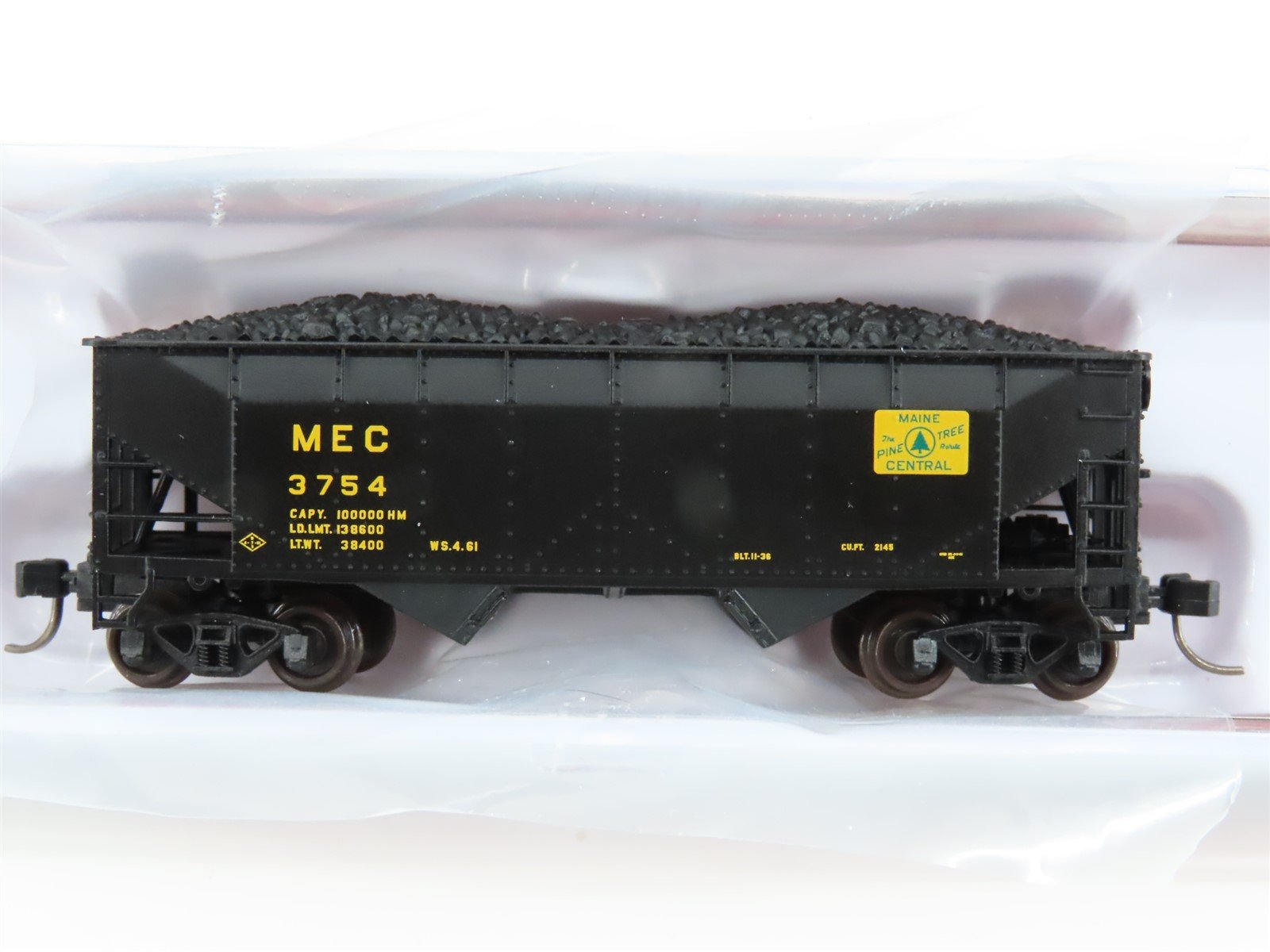 N Scale Atlas 50006135 MEC Maine Central 2 Bay Offset Hopper #3754 w/Load