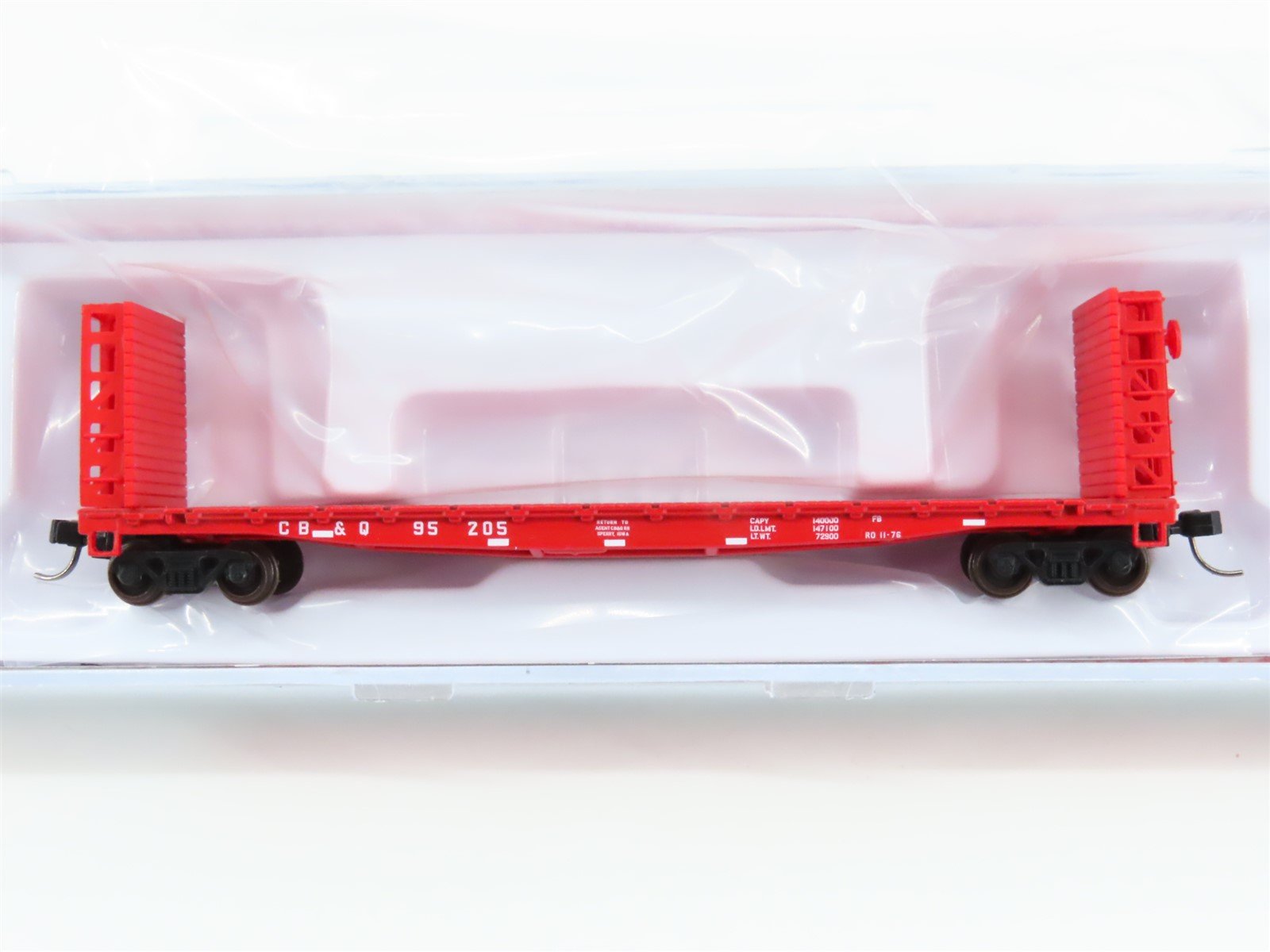 N Scale Atlas #50005792 CB&Q Burlington 48' GSI Bulkhead Flat Car #95205