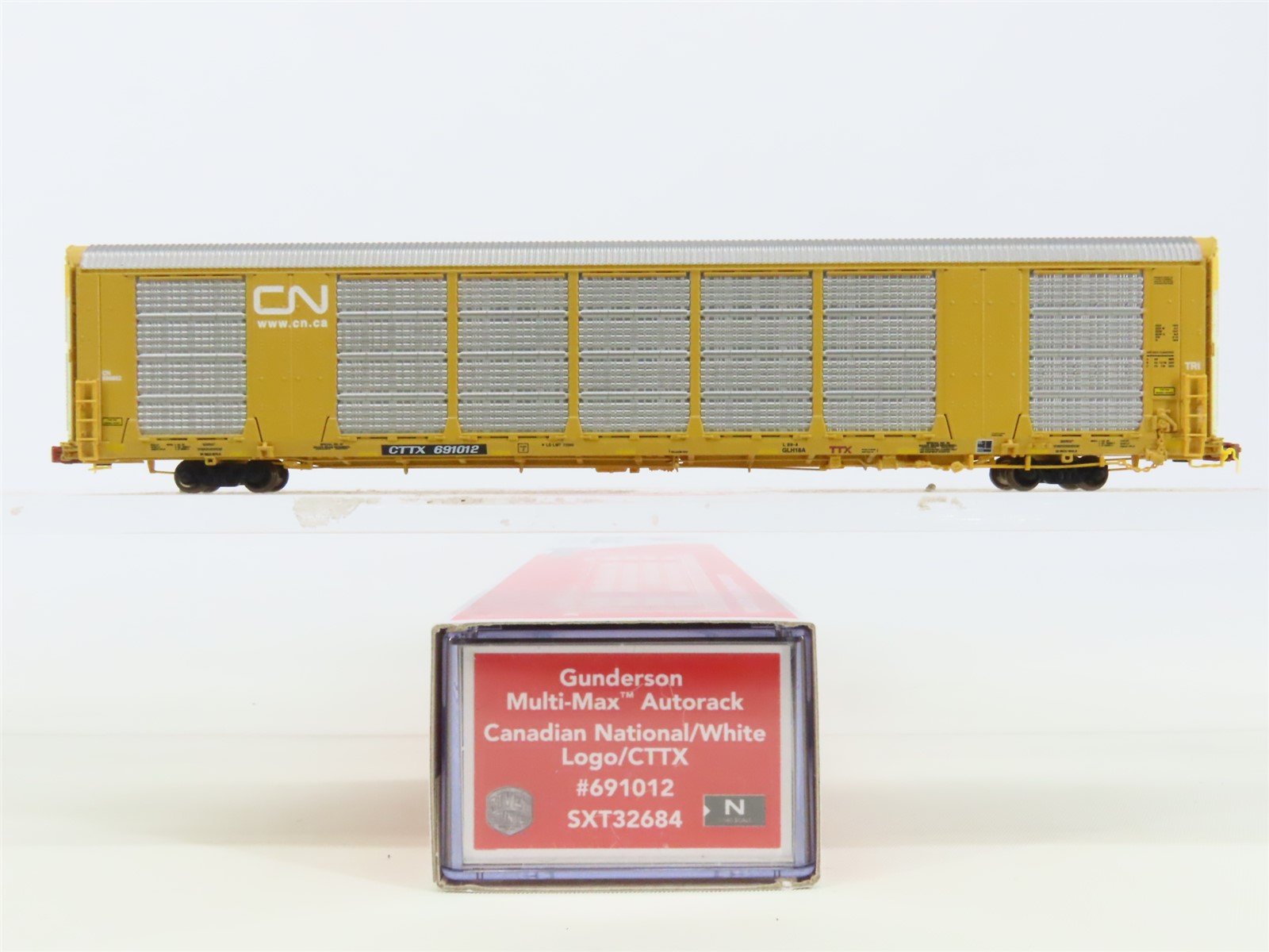N Scale Scaletrains SXT32684 CN/CTTX Canadian National 89' Autorack Car #691012