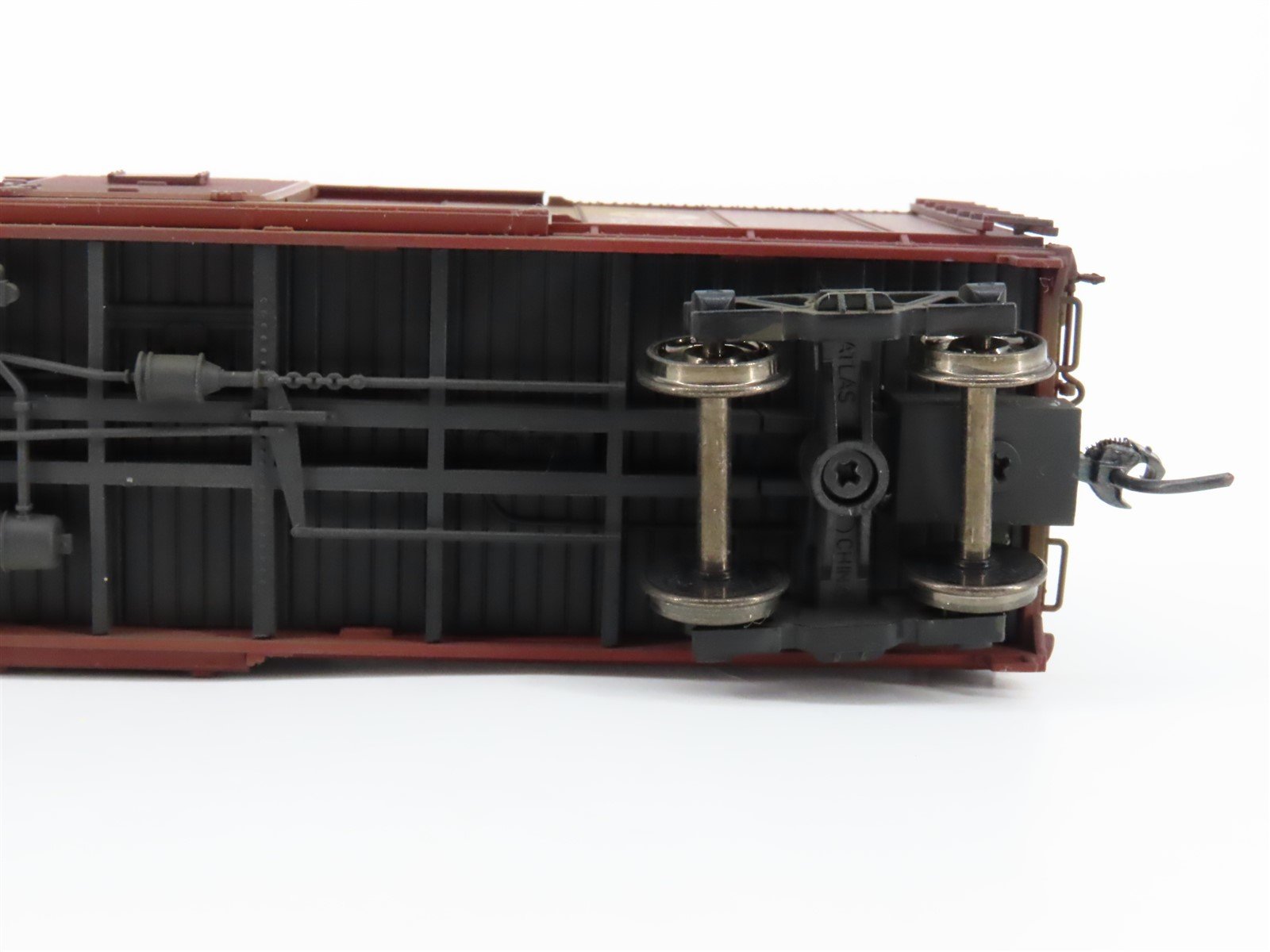HO Scale Atlas 6426-2 PRR Pennsylvania Railroad Box Car #105808 Custom Weathered