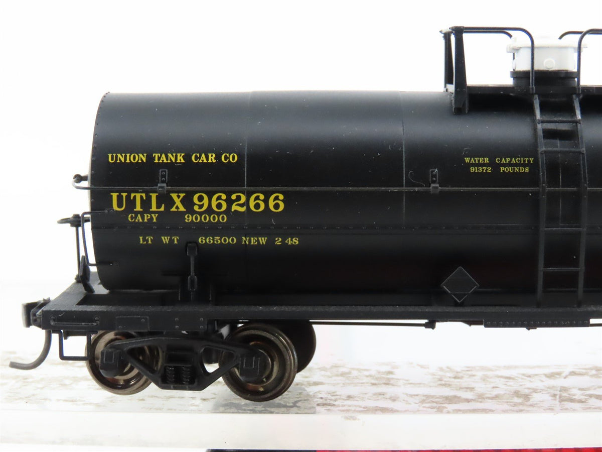 HO Scale Atlas 1072-1 UTLX Union 11,000 Gallon Single Dome Tank Car #96266