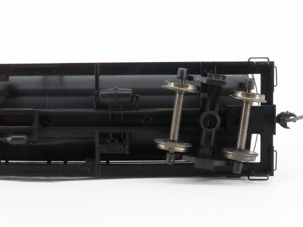 HO Scale Atlas 1072-1 UTLX Union 11,000 Gallon Single Dome Tank Car #96266