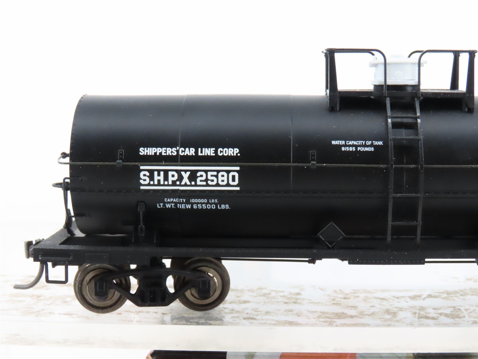 HO Scale Atlas 1065-1 SHPX Shippers 11,000 Gallon Single Dome Tank Car #2580