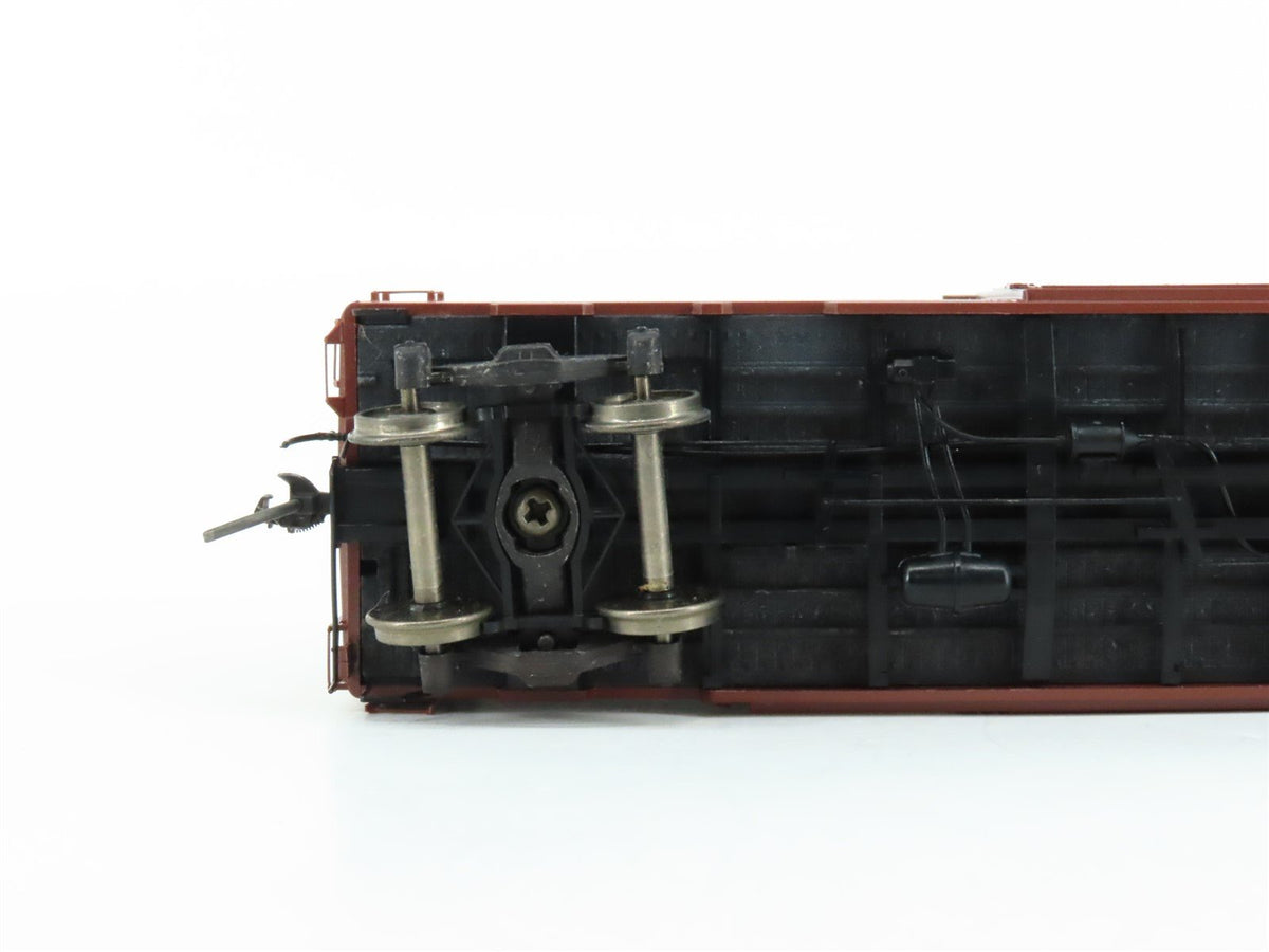 HO Scale Kadee 4805 MEC Maine Central 40&#39; Boxcar #8199