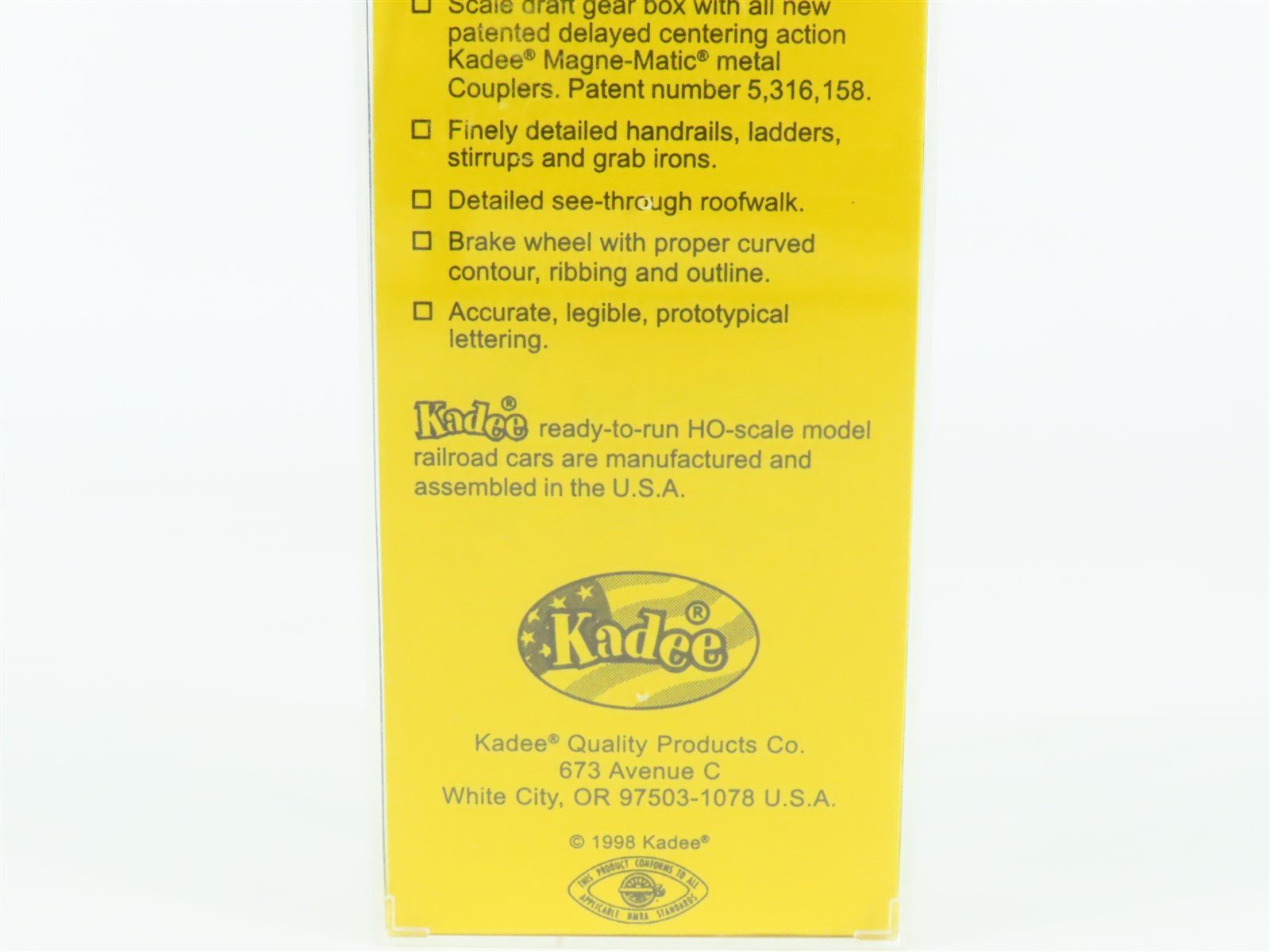 HO Scale Kadee 4026 LS&I Lake Superior & Ishpeming 40' PS-1 Boxcar #2266