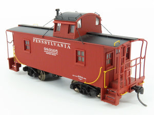 HO Walthers Platinum #932-7641 PRR Pennsylvania N6B Wood Caboose #980105