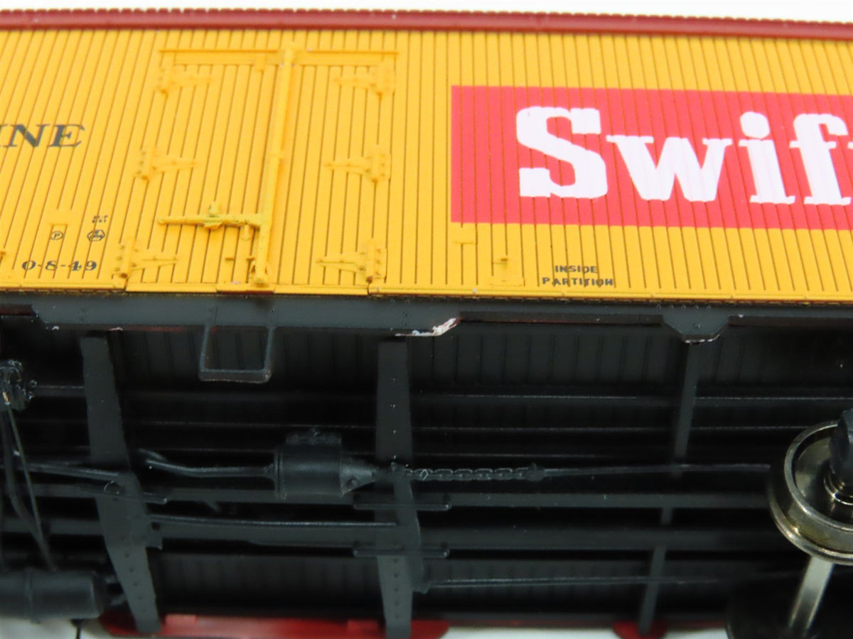 HO Scale Rapido 121060-2 SRLX Swift Refrigerator Line 37&#39; Meat Reefer #2635