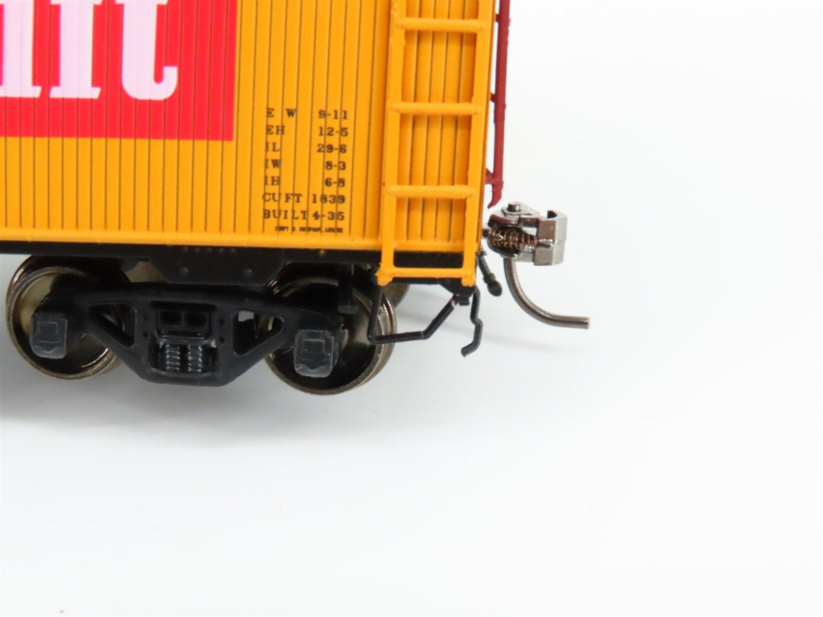 HO Scale Rapido 121060-2 SRLX Swift Refrigerator Line 37&#39; Meat Reefer #2635
