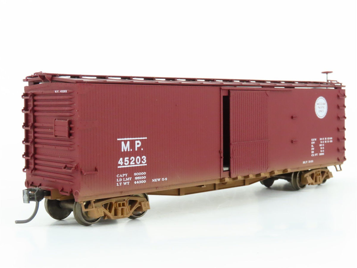 HO Scale Ertl 4373 MP Missouri Pacific Lines 50&#39; Boxcar #45203 Weathered