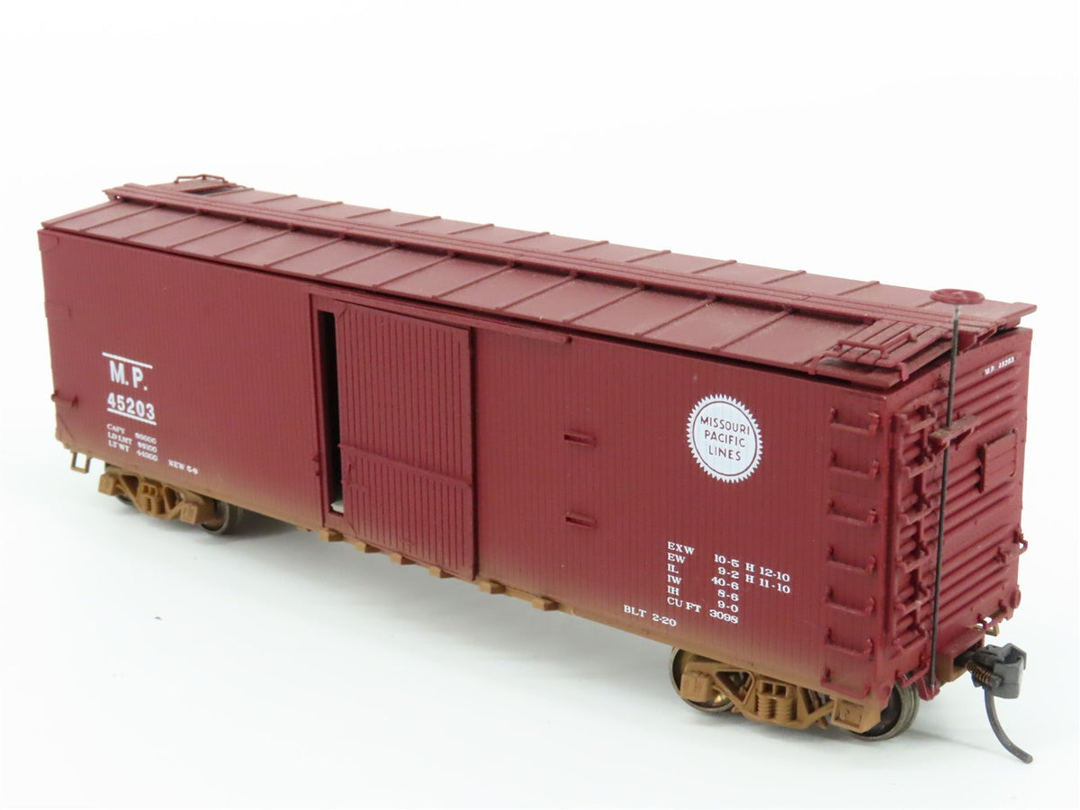 HO Scale Ertl 4373 MP Missouri Pacific Lines 50&#39; Boxcar #45203 Weathered