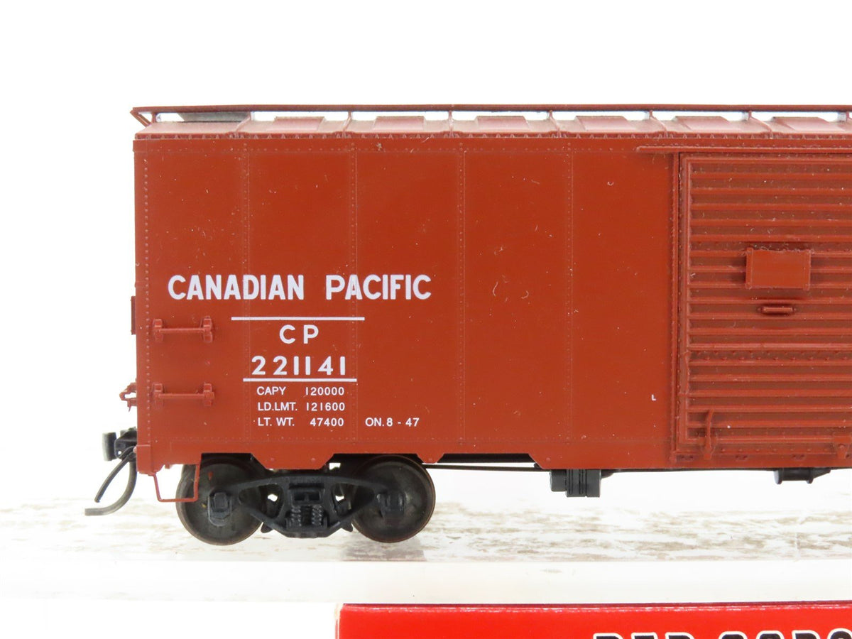 HO Red Caboose RR-38009-2 CP Canadian Pacific Spans the World Box Car #221141