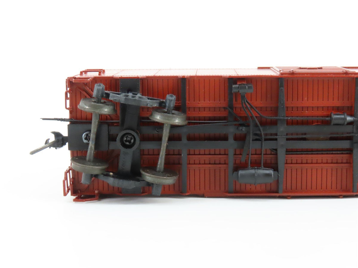 HO Red Caboose RR-38009-2 CP Canadian Pacific Spans the World Box Car #221141