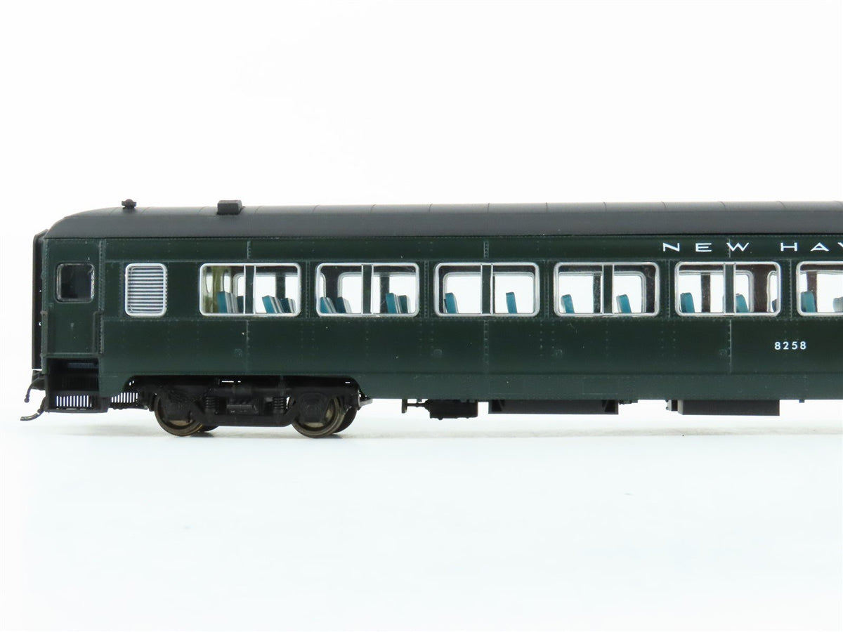 HO Scale Rapido Osgood Bradley 109012 NH New Haven Coach Passenger Car #8258