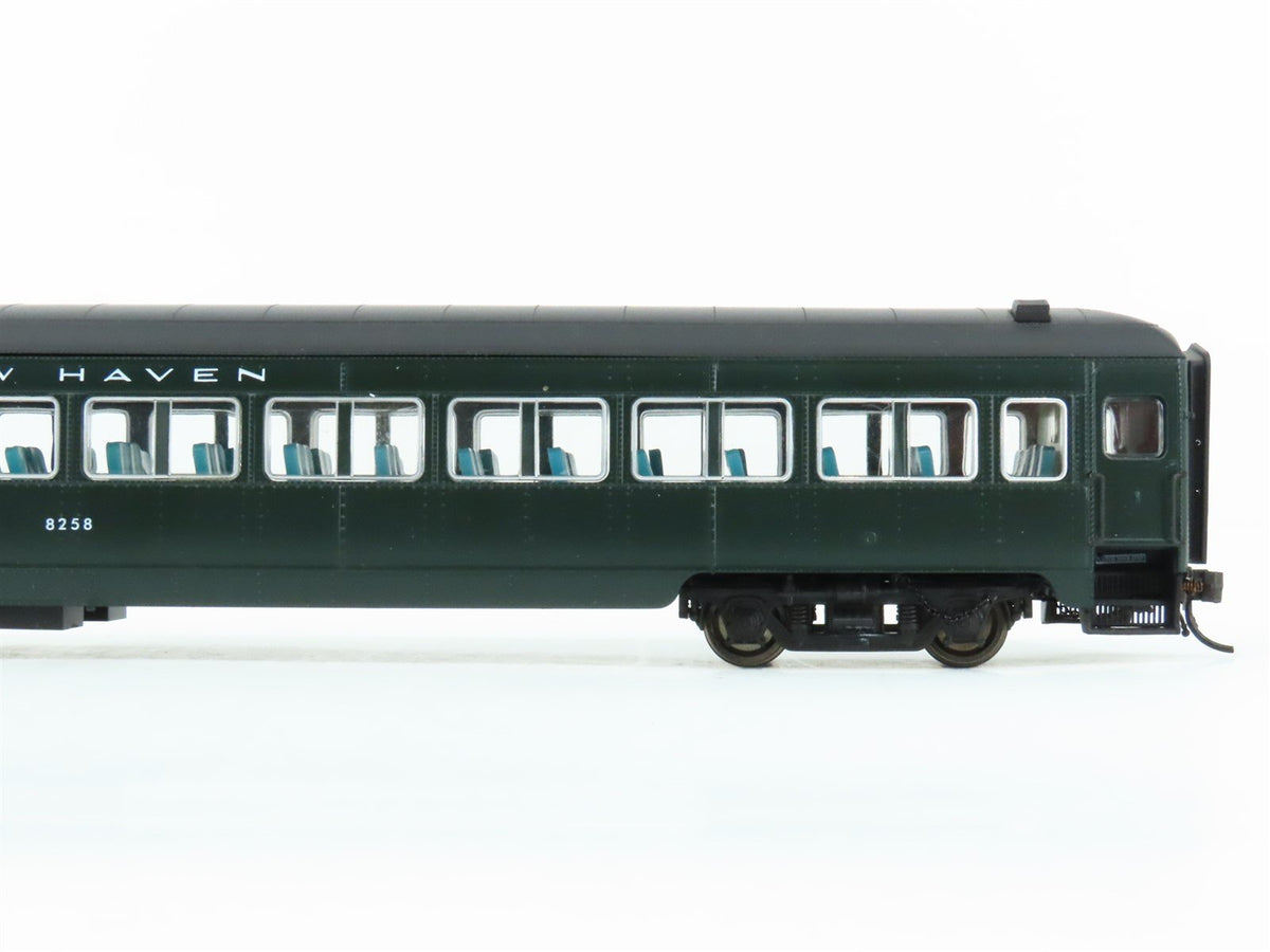 HO Scale Rapido Osgood Bradley 109012 NH New Haven Coach Passenger Car #8258
