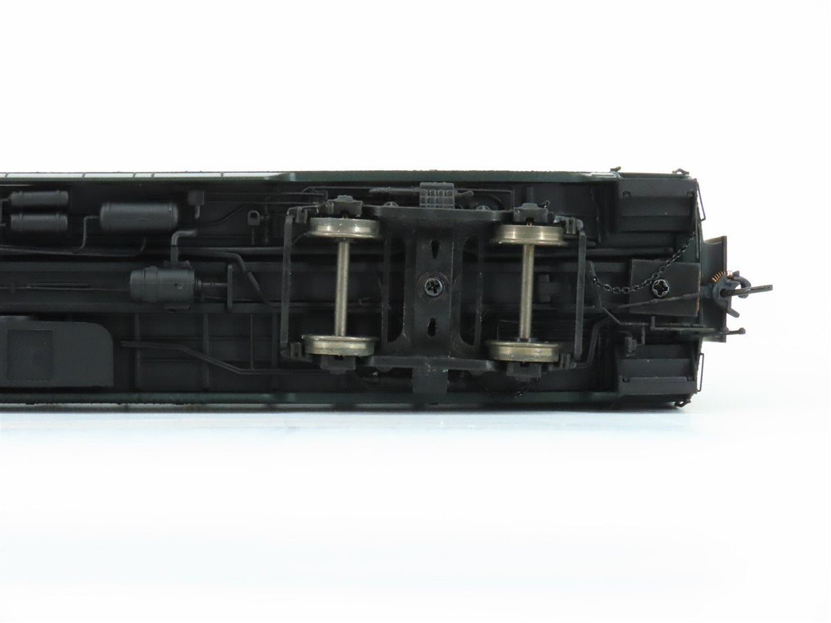 HO Scale Rapido Osgood Bradley 109012 NH New Haven Coach Passenger Car #8258