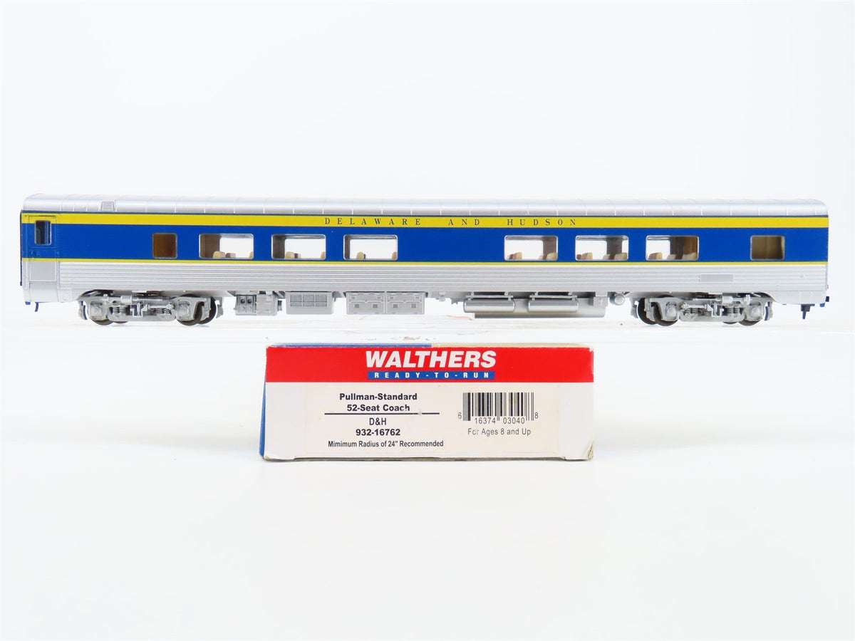 HO Scale Walthers 932-16762 D&amp;H Delaware &amp; Hudson 52-Seat Coach Passenger