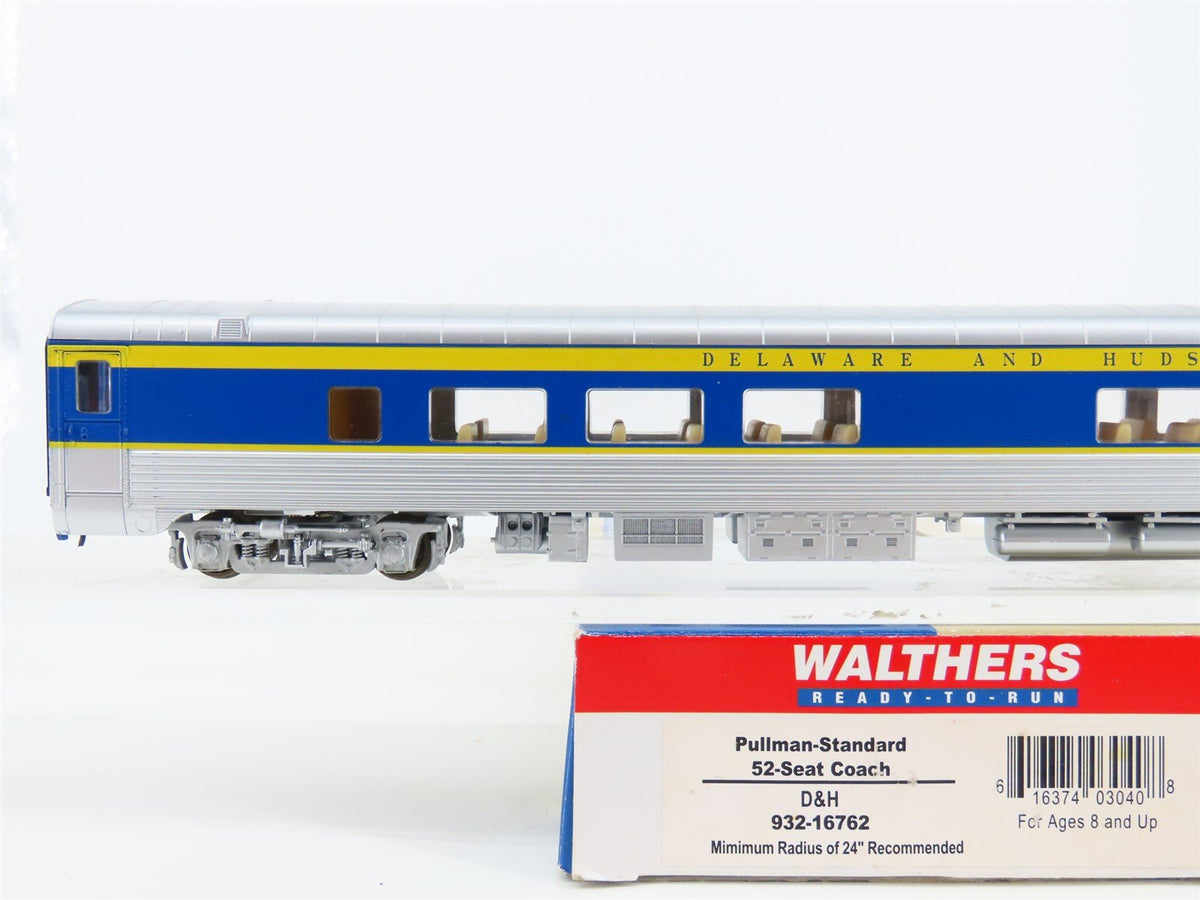 HO Scale Walthers 932-16762 D&amp;H Delaware &amp; Hudson 52-Seat Coach Passenger