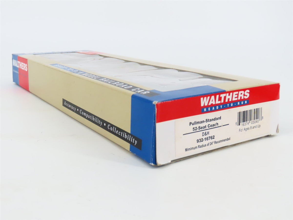 HO Scale Walthers 932-16762 D&amp;H Delaware &amp; Hudson 52-Seat Coach Passenger