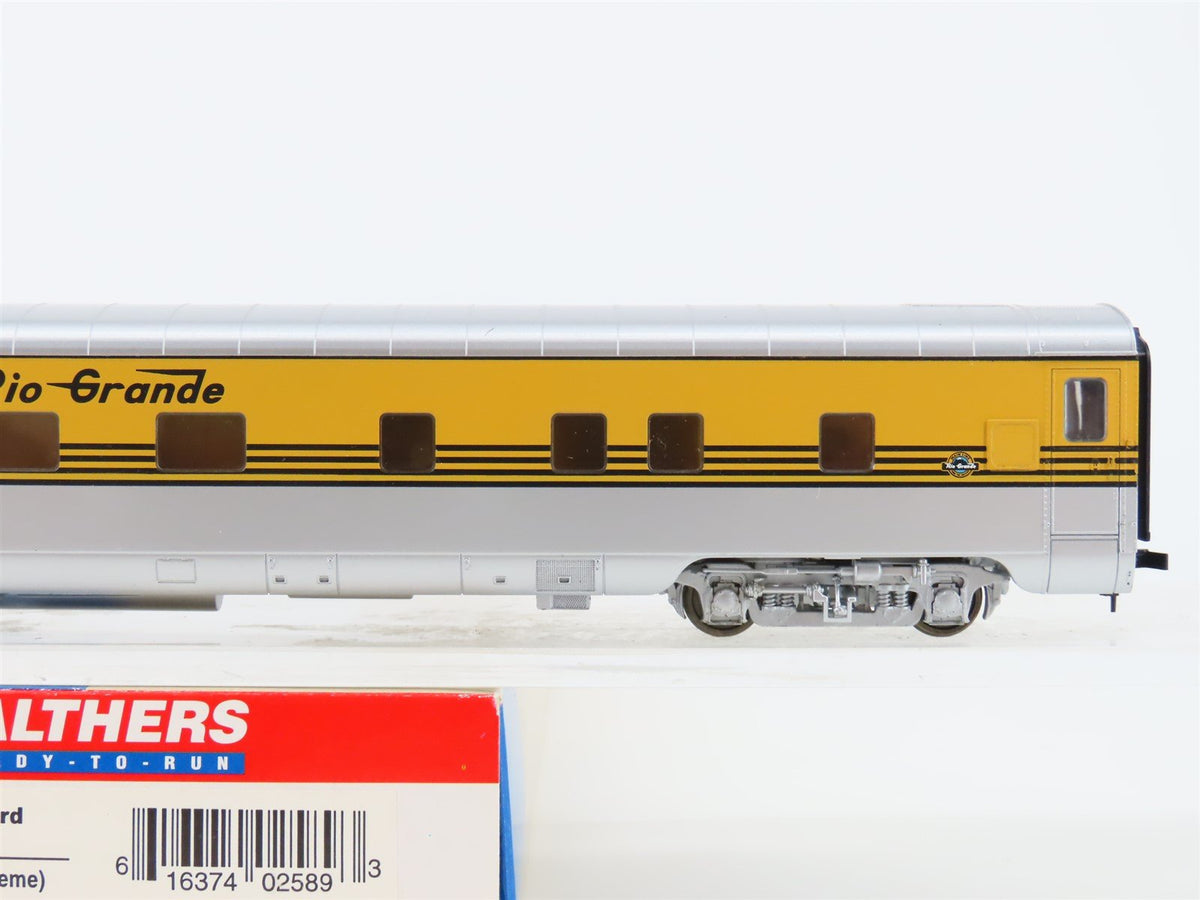 HO Walthers 932-6708 D&amp;RGW Rio Grande 4-4-2 Sleeper Passenger (4 Stripe Scheme)