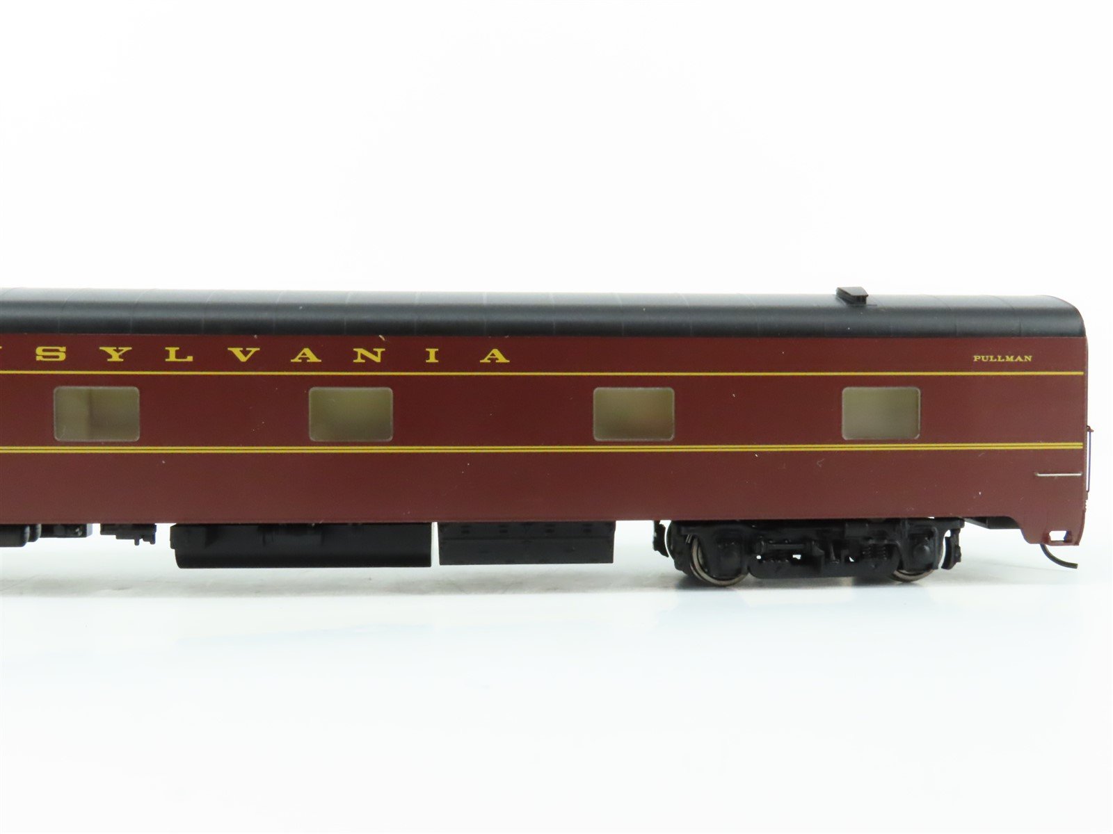 HO Walthers 932-9387 PRR Pennsylvania Pullman Standard 10-6 Sleeper Passenger