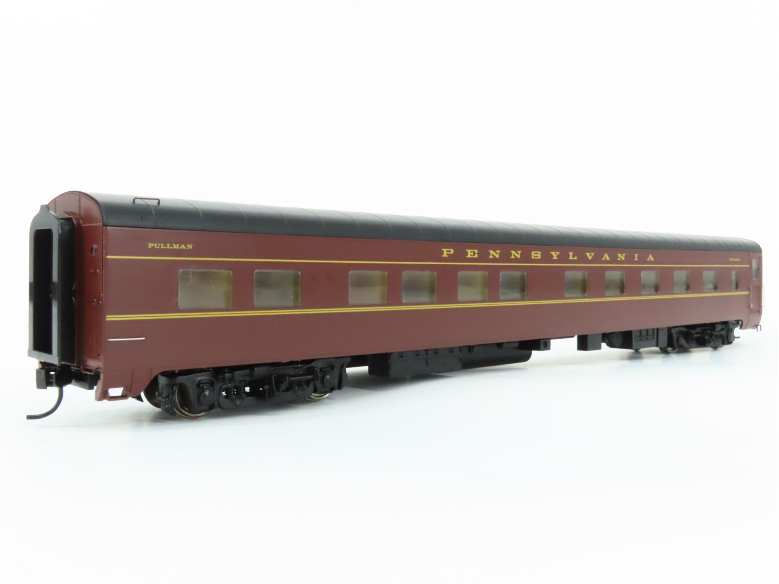 HO Walthers 932-9387 PRR Pennsylvania Pullman Standard 10-6 Sleeper Passenger