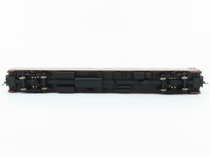HO Walthers 932-9387 PRR Pennsylvania Pullman Standard 10-6 Sleeper Passenger