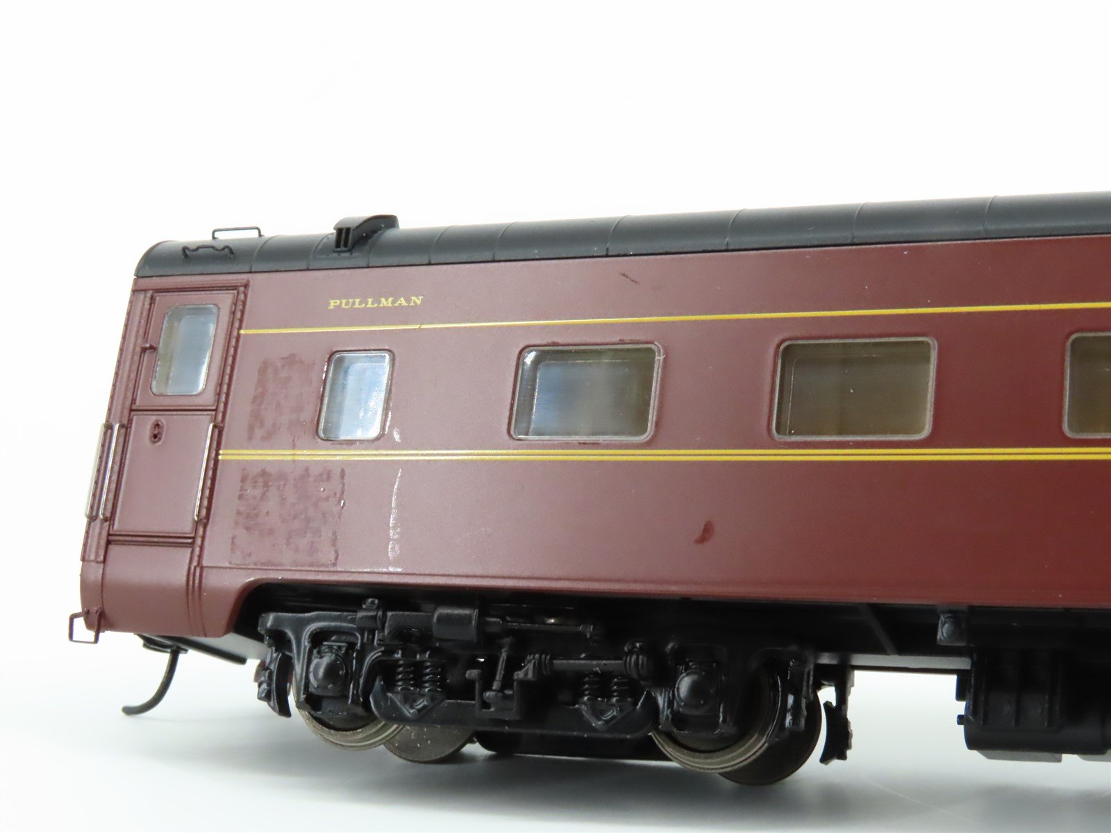 HO Walthers 932-9387 PRR Pennsylvania Pullman Standard 10-6 Sleeper Passenger