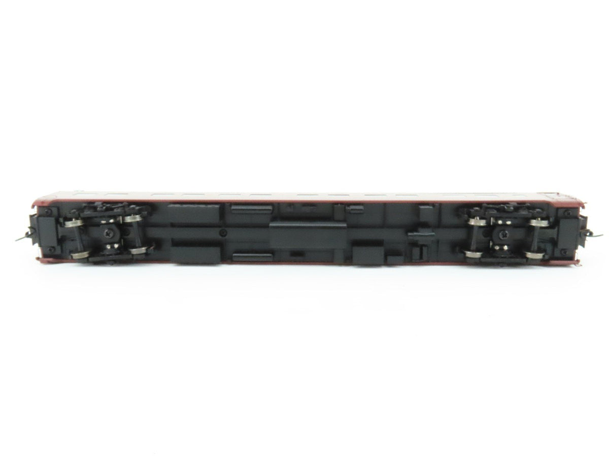 HO Walthers 932-9407 PRR Pennsylvania Pullman Standard 12 DB Sleeper Passenger