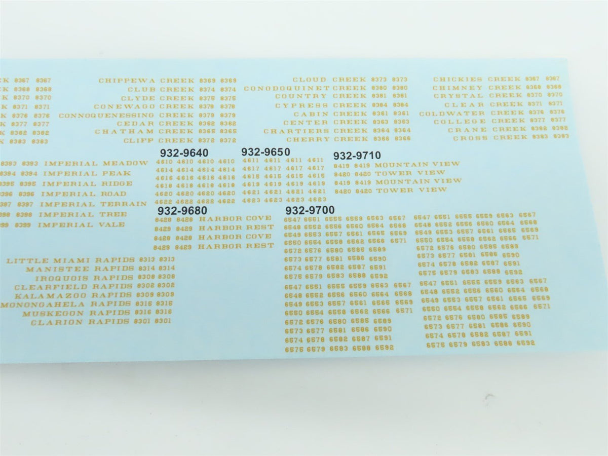 HO Scale Walthers 932-9690 PRR 1953 Era Broadway LTD ACF 4-4-2 Sleeper Passenger