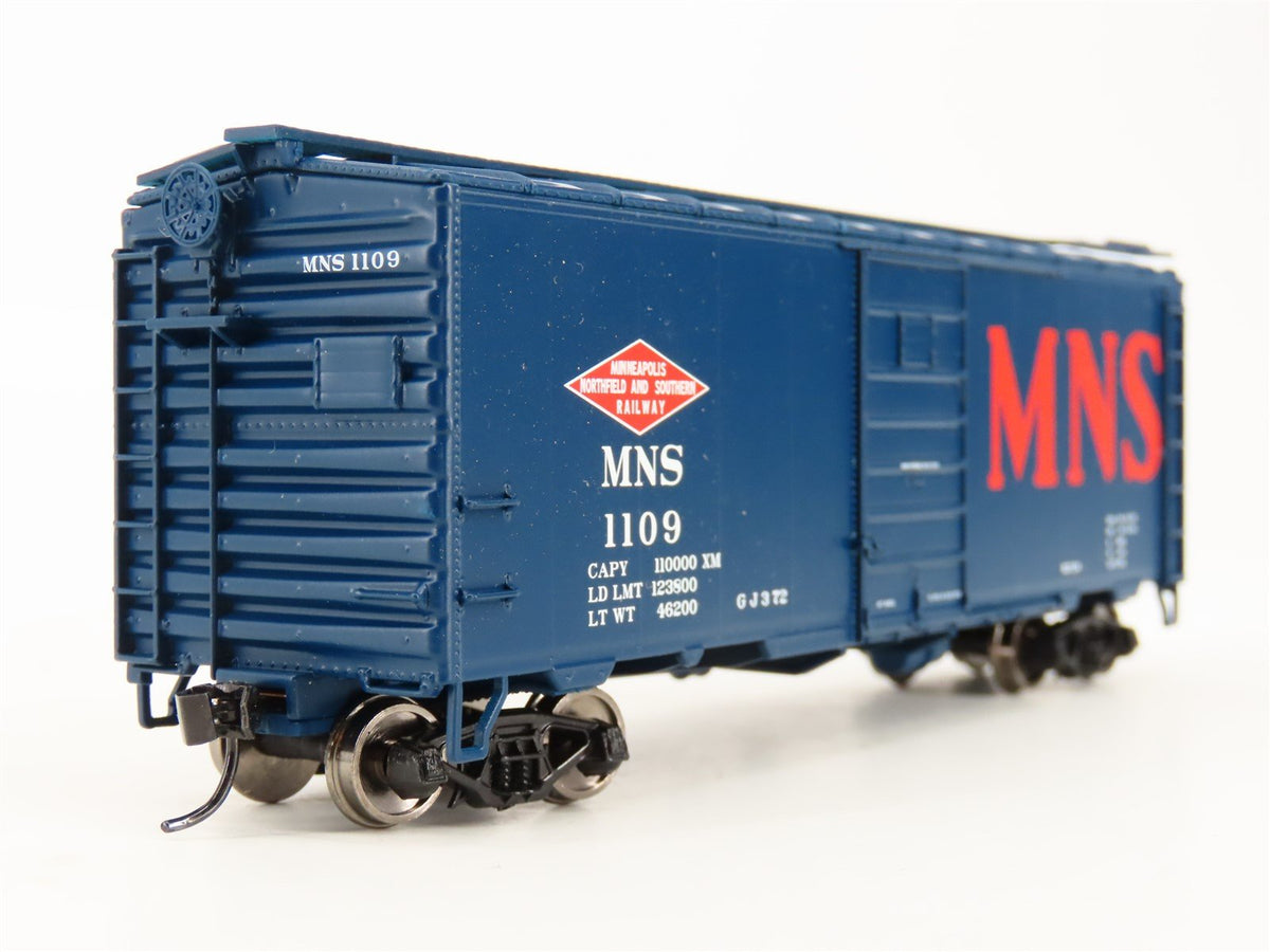 HO Walthers Mainline 910-1109 MNS Minneapolis Northfield &amp; Southern Boxcar #1109