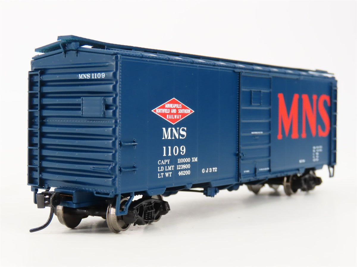 HO Walthers Mainline 910-1109 MNS Minneapolis Northfield &amp; Southern Boxcar #1109