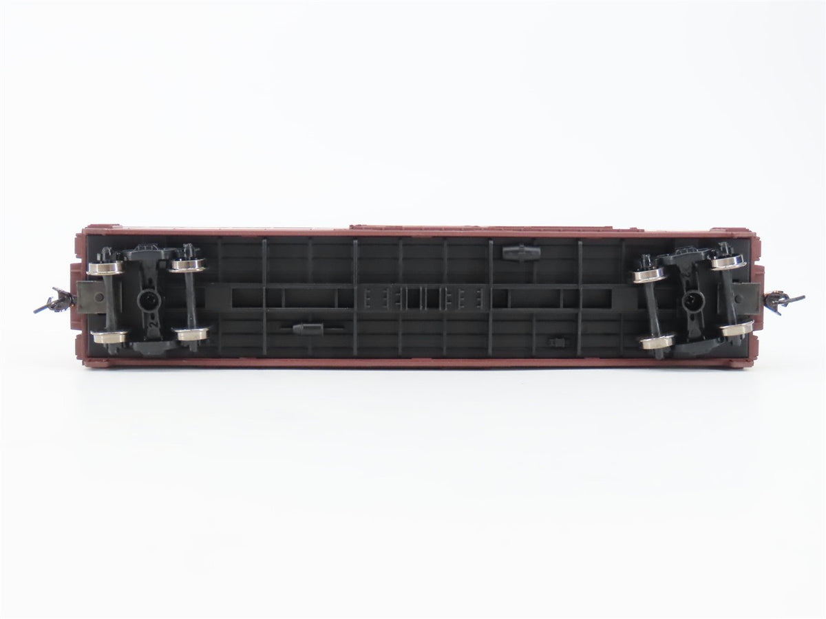 HO Scale Walthers Mainline 910-1906 NYC Conrail 50&#39; Sliding Door Box Car #209568
