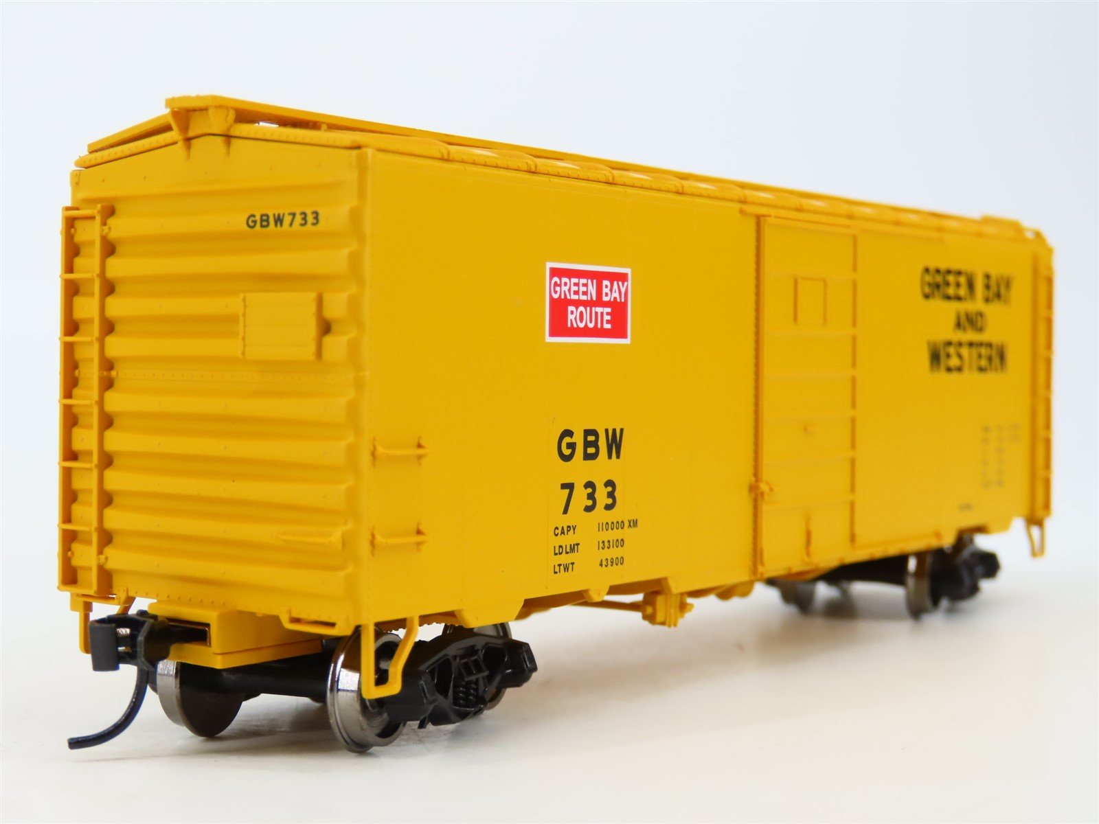 HO Scale Walthers Mainline 910-2369 GBW Green Bay Route 40' PS-1 Box Car #733