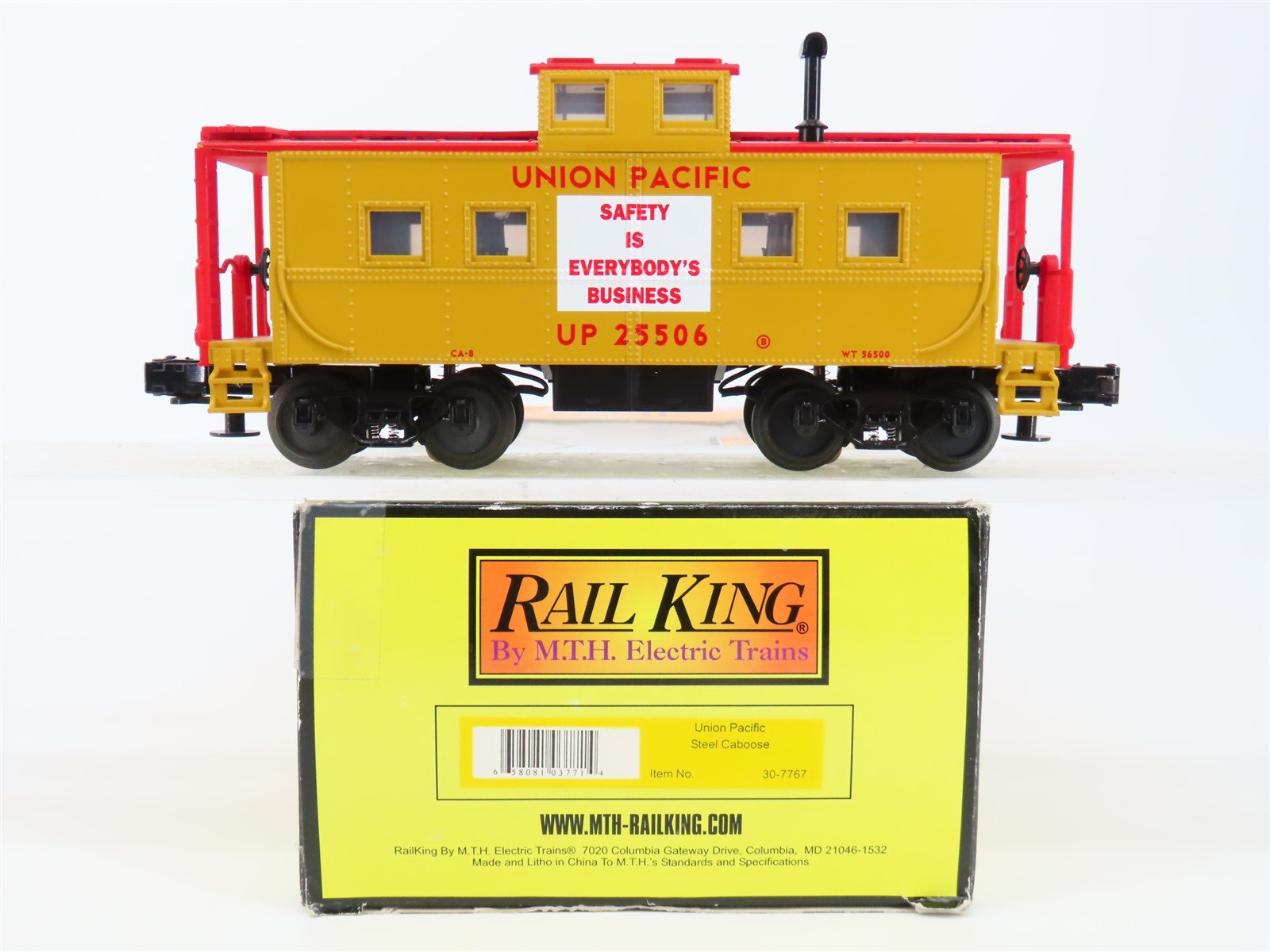 O Gauge 3-Rail MTH Rail King 30-7767 UP Union Pacific Lighted Caboose #25506