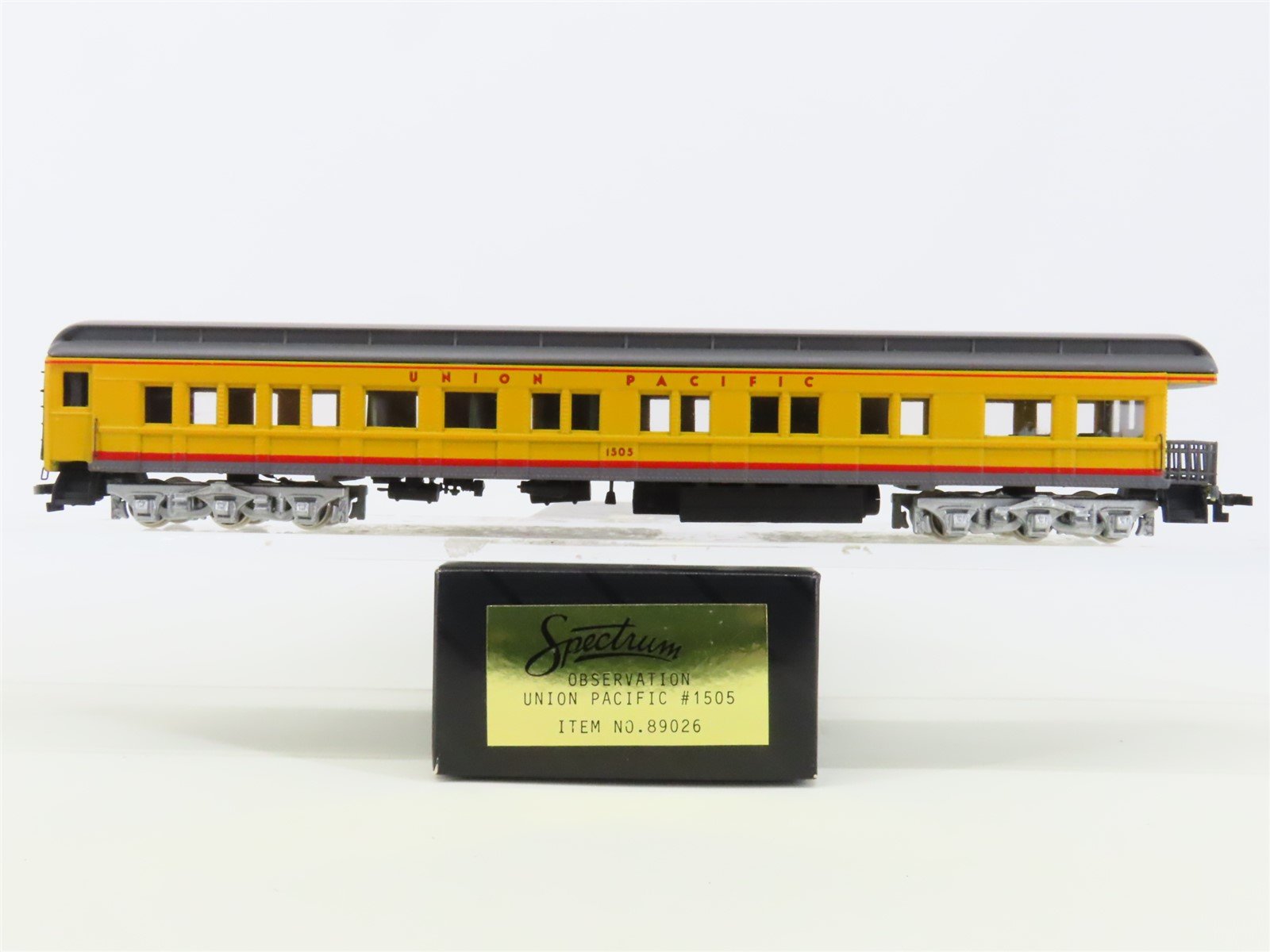 HO Scale Bachmann Spectrum 89026 UP Union Pacific Observation Passenger #1505