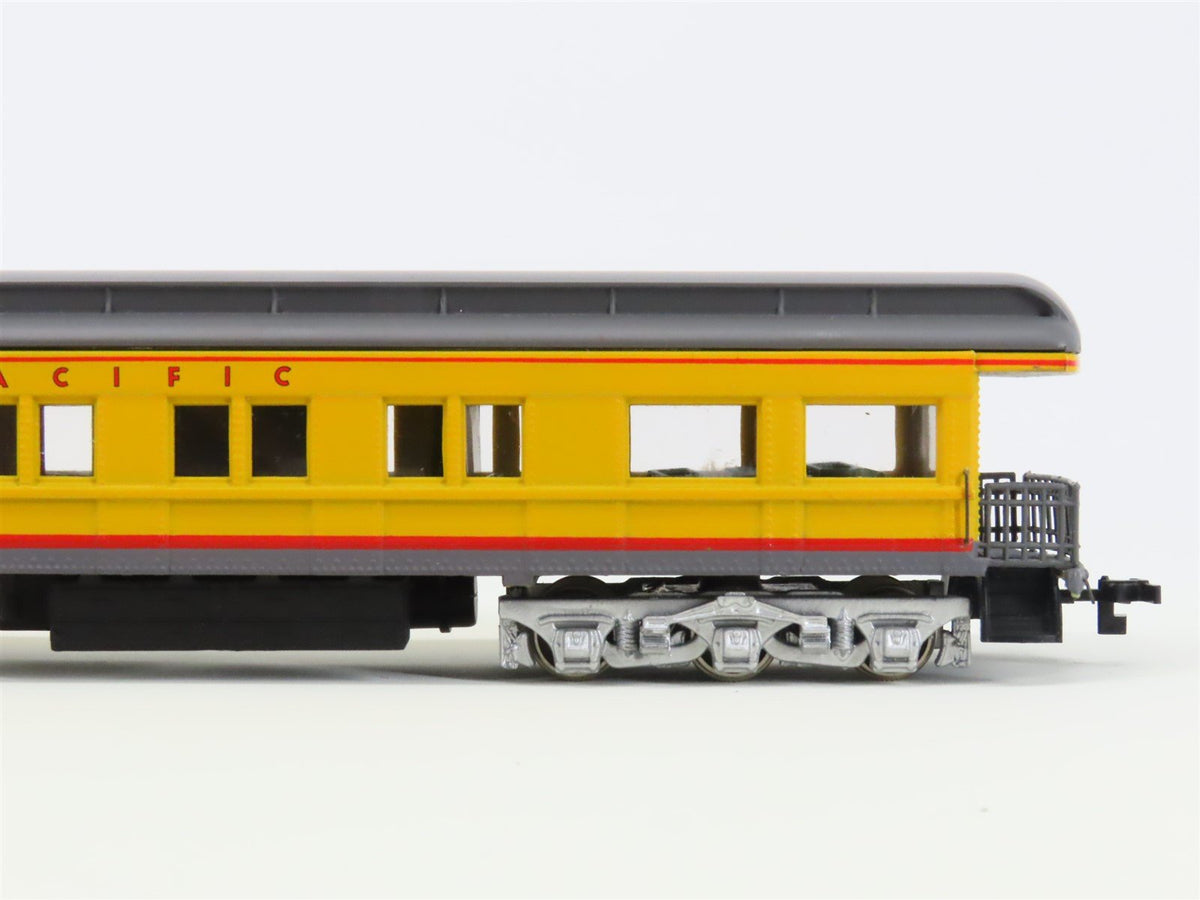 HO Scale Bachmann Spectrum 89026 UP Union Pacific Observation Passenger #1505